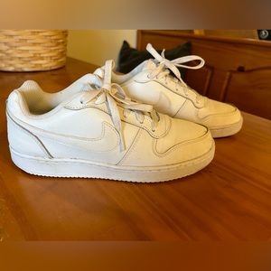 Nike triple white Low Top Ebernon sneakers size 7